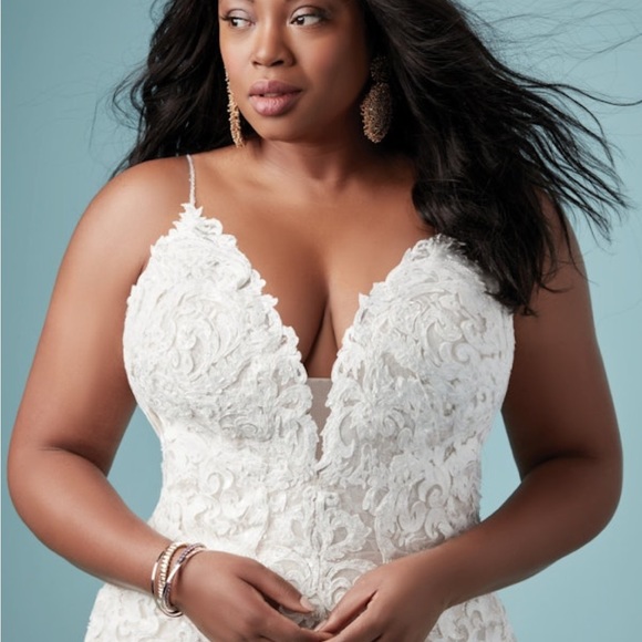 Tuscany Marie Maggie Sottero Wedding Dress size 18 - Picture 5 of 7